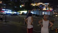Stil op straat in de avond hier