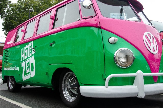 05-09-2015 - Hotel ZED Victoria - shuttle bus