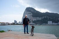 Joan en Nox voor de Gibraltar