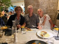 Uit eten.
