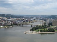 Uitzicht op de  3 rivieren, Monongahela, Allegheny en de Ohio River