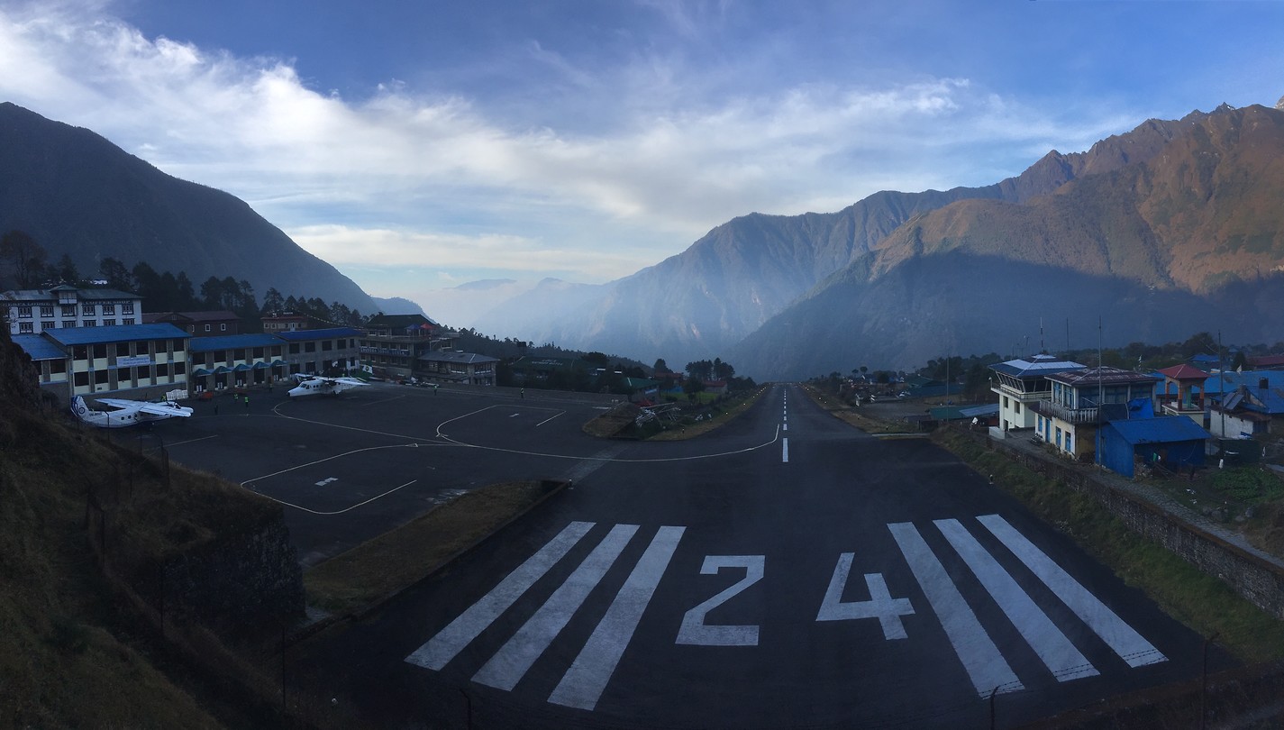 Airstrip luchthaven Lukla