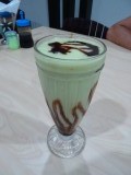 Avocado juice, met chocolade siroop.