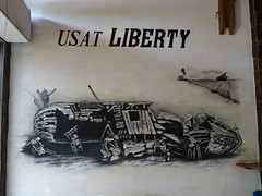 Tekening van Liberty wreck  en  hoe  hij ligt.