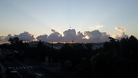 Wolken in de ochtend, uitzicht vanaf balkon half 7