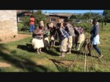 zingende meisjes in Lesotho: een maandelijks weerkerend ritueel