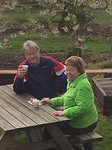 Mijn wandelmaatje Ellen en haar man Bert.