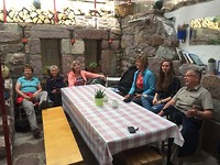 In de herberg.