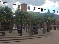 Plein en andere kerk in Belorado
