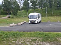 1000008413