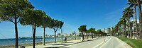 Vlore, dit is ook Albanië, een supermoderne stad.