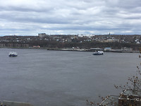 De pont van Levis naar Québec-city v.v.
