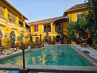 Binnenplaats hotel Cochin