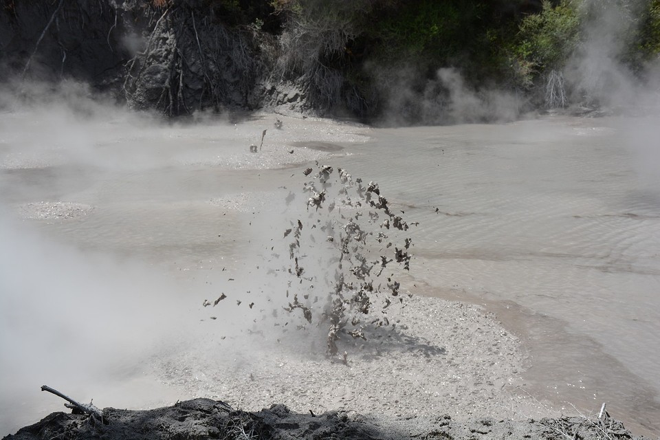 Mud Pools Wai-O-Tapu (5)
