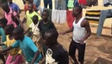 Swingende dansles op de binnenplaats