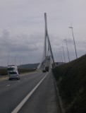 Onder aan de Pont de Normandie
