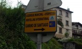 Aanduiding naar de Albergue