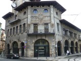 Toeganspoort Axturi Station