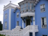 Mijn Albergue in Colombres, blauwer kan niet!