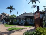 Rum fabriek in Urangan