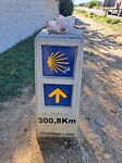1000027093