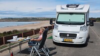 langs de kust