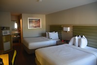 Met zijn vieren overnachten in 1 kamer in Flagstaff