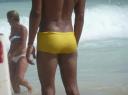alle mannen dragen hier Speedo´s
