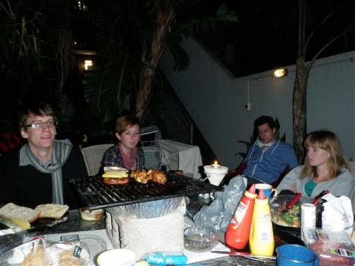 Bbq-en in de tuin