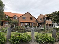 De voorkant van het hotel in Nelson