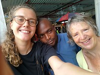 Lisa and the driver of the tuktuk