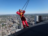 Edgewalk Lean back 2