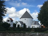 Typische ronde kerken (Nylars)