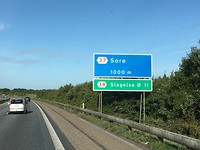 afslag Sorø, waar ons Anke een paar maanden gewoond heeft tijdens haar Erasmus