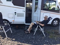 Just plaats voor 2 stoelen