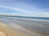 la playa ---