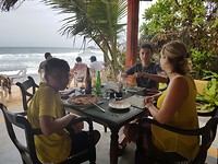 Laatste lunch met uitzicht op zee