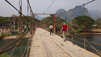 Wiebelige hangbrug