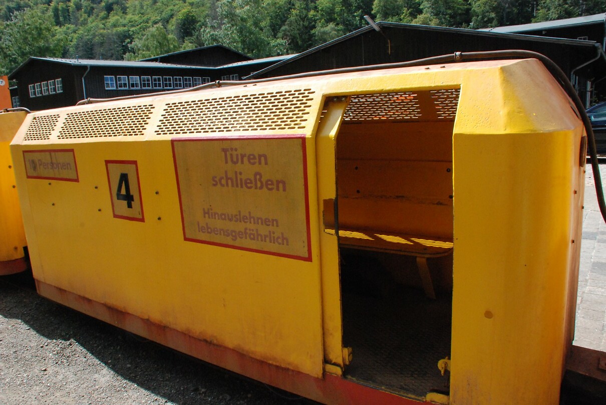een wagonnetje, mind your head!!