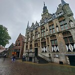 Stadhuis van het mooie plaatse Veere volgens opa uit Oppassen