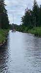 Smal kanaaltje naar volgend meertje