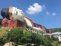 gigantische boeddha