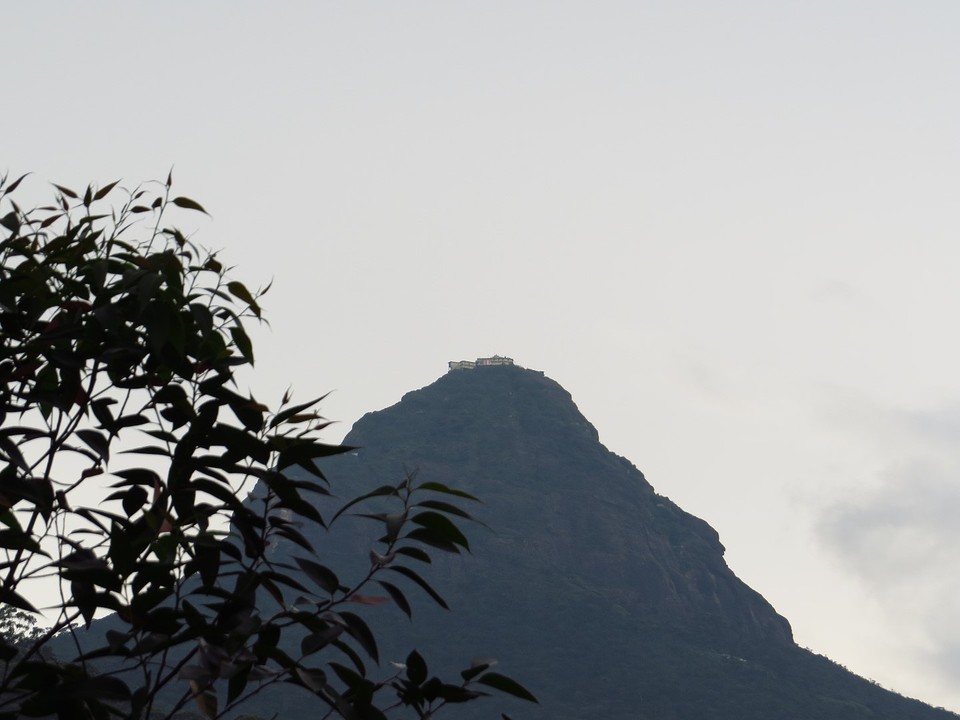 Tempel bovenop Adam's peak