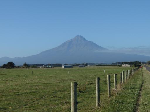 Mt Taranaki met helder weer