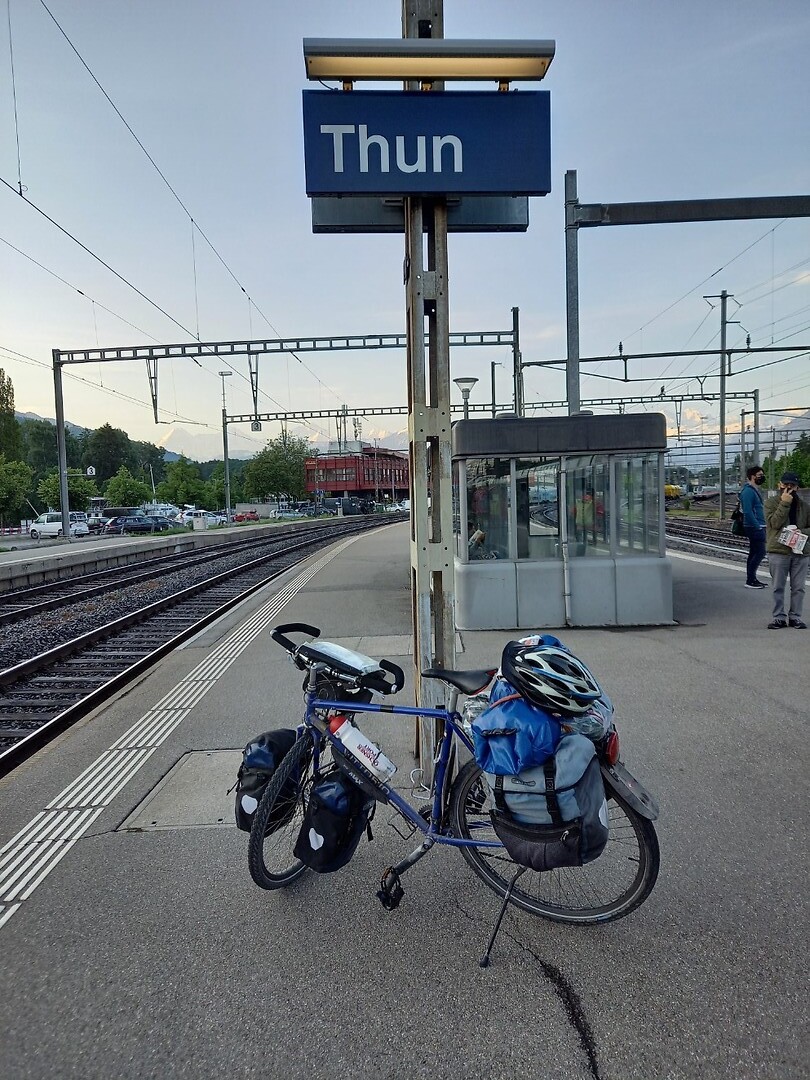 eine lange Zug-/Bahnreise steht bevor
