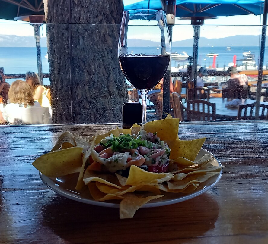 Ceviche Stack und Argentinischen Wein