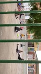 Ochtendgymnastiek van de schoolkinderen in Moncada, je kunt je dag slechter beginnen :-)