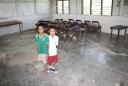 We bezochten nog een andere school landinwaarts
