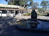 Gundagai's toeristische trekpleister: The dog on the tuckerbox
