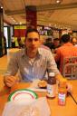 Drankje en muffin op luchthaven Newark